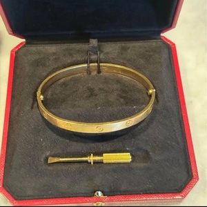 Cartier Love Bracelet 21 Regular size